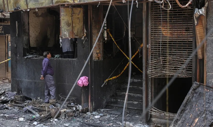 Incendio mortal en un hotel de Nueva Delhi
