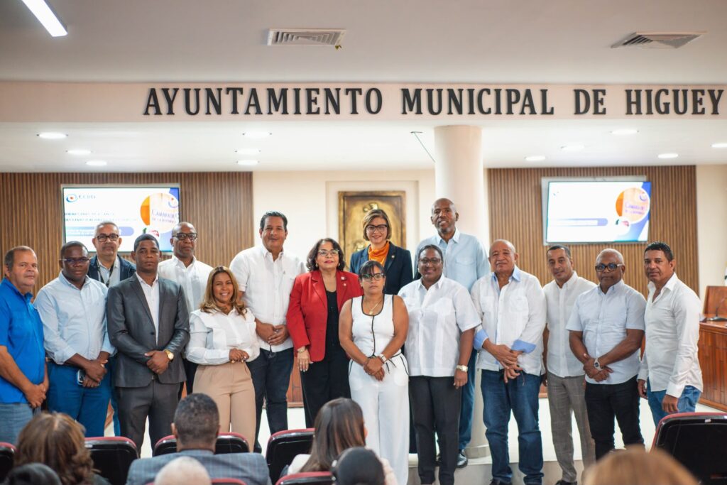CCRD fortalece la transparencia municipal en la región Este con capacitación sobre el SICEEP | 2 | CCRD fortalece la transparencia municipal en la región Este con capacitación sobre el SICEEP - Noticias de hoy en República Dominicana | De Último Minuto