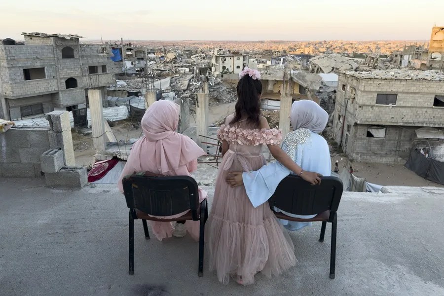 Los gazatíes que viven cerca del perímetro de las tropas israelíes se sienten abandonados