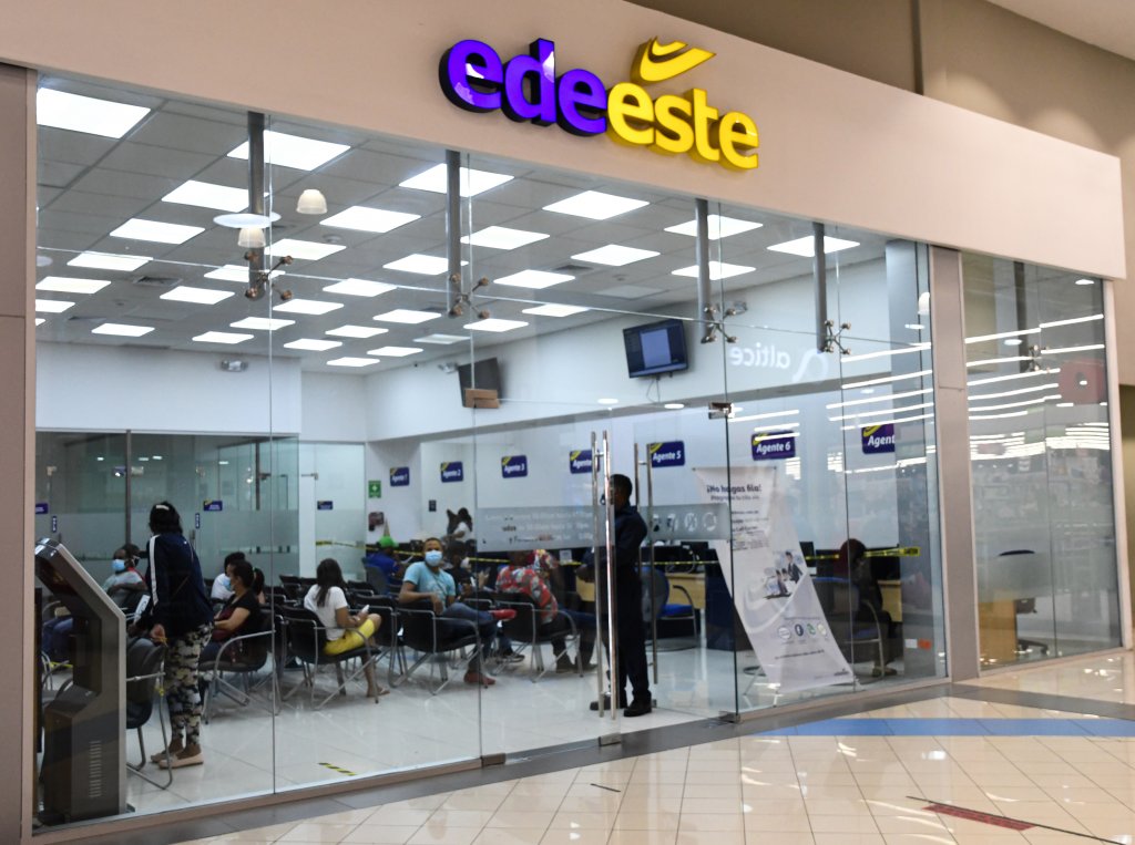 EDEESTE recibirá 12 transformadores de potencia para reforzar red eléctrica - Noticias de hoy en República Dominicana | De Último Minuto