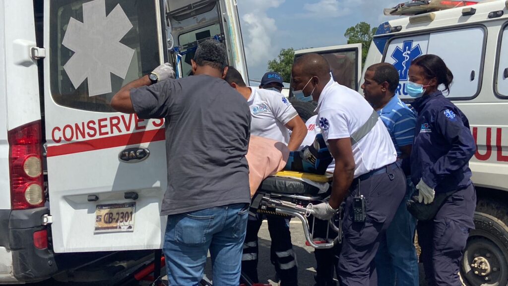 Fallece colaboradora de Supérate tras accidente de tránsito en carretera Hato Mayor -San Pedro de Macorís | 3 | Fallece colaboradora de Supérate tras accidente de tránsito en carretera Hato Mayor -San Pedro de Macorís - Noticias de hoy en República Dominicana | De Último Minuto