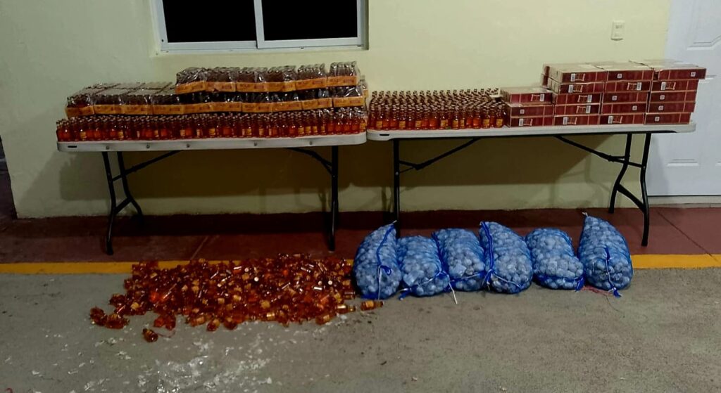 Incautan contrabando transportado en mulos en zona fronteriza de Elías Piña | 1 | Incautan contrabando transportado en mulos en zona fronteriza de Elías Piña - Noticias de hoy en República Dominicana | De Último Minuto