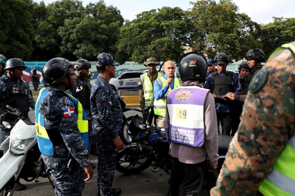 Operativos del INTRANT en paradas de motoconcho deja 24 detenidos y 64 motocicletas retenidas - Noticias de hoy en República Dominicana | De Último Minuto