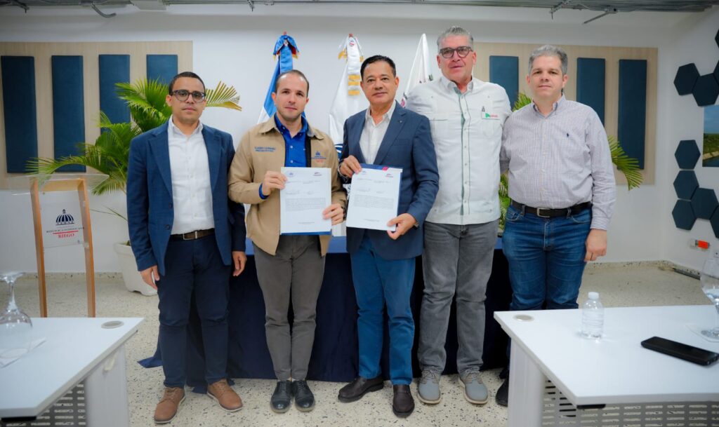TNR y Confenagro suscriben acuerdo para fortalecer el sector agropecuario - Noticias de hoy en República Dominicana | De Último Minuto
