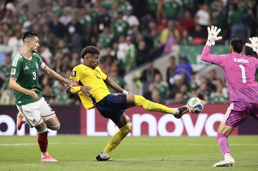 México vence 2-0 a Ecuador y espera en octavos del Mundial a Inglaterra o República Democrática del Congo
