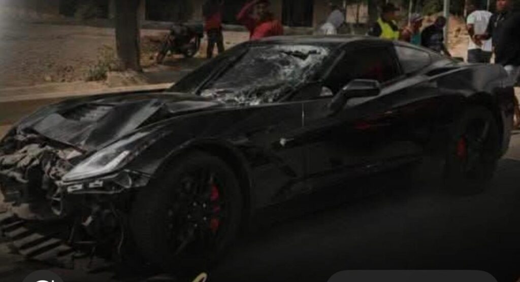 Mueren un hombre y una recién nacida tras choque entre motocicleta y un Corvette; mujer permanece grave en Santiago | 4 | Mueren un hombre y una recién nacida tras choque entre motocicleta y un Corvette; mujer permanece grave en Santiago - Noticias de hoy en República Dominicana | De Último Minuto
