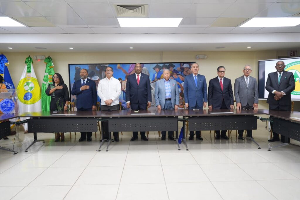 COOEPROUASD reconoce al rector Editrudis Beltrán por fortalecer el cooperativismo universitario - Noticias de hoy en República Dominicana | De Último Minuto