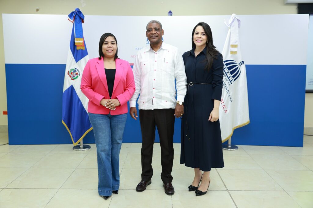 Inicia segunda edición del Curso Especializado en Administración Pública para periodistas y comunicadores - Noticias de hoy en República Dominicana | De Último Minuto
