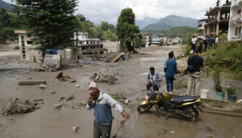 Estados Unidos y China apuntan al colapso de un glaciar como causa de la riada en Nepal