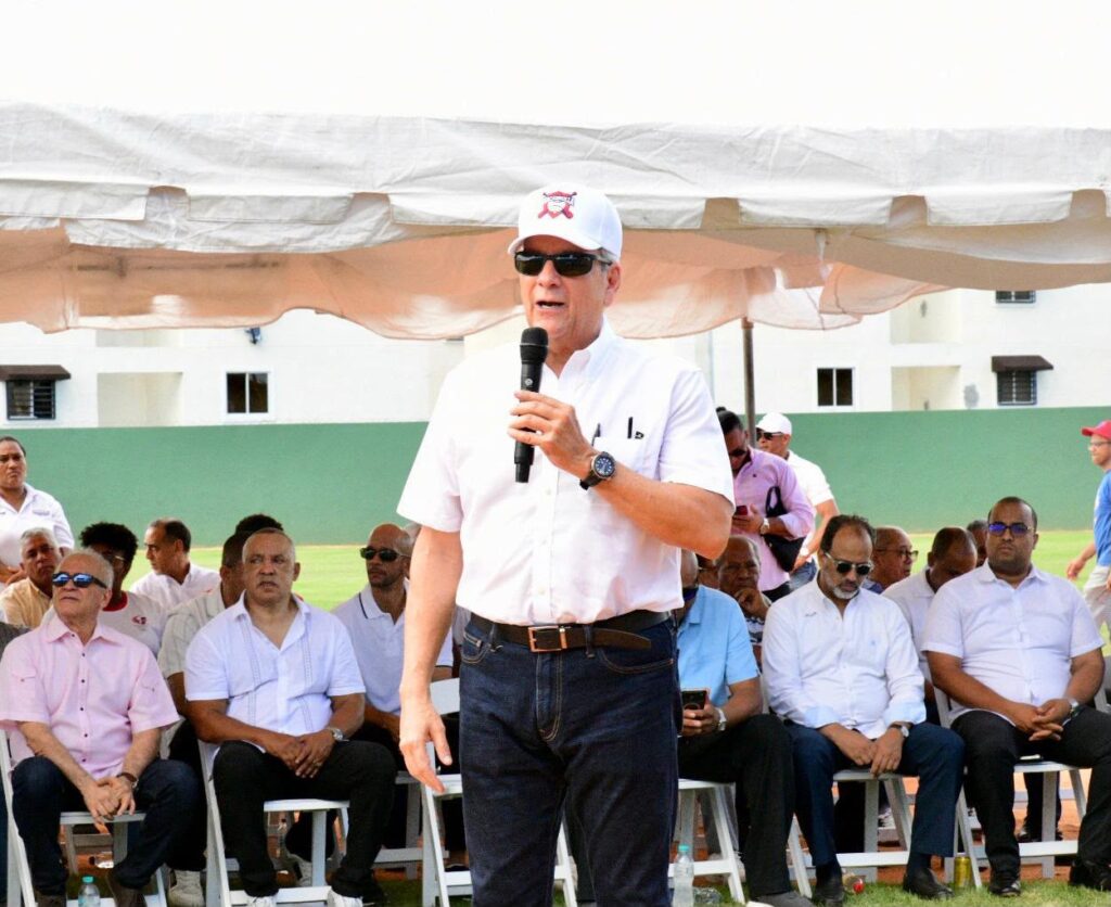 Fundación Macarrulla homenajea a 16 atletas dominicanos en la Copa Macarrulla 2026