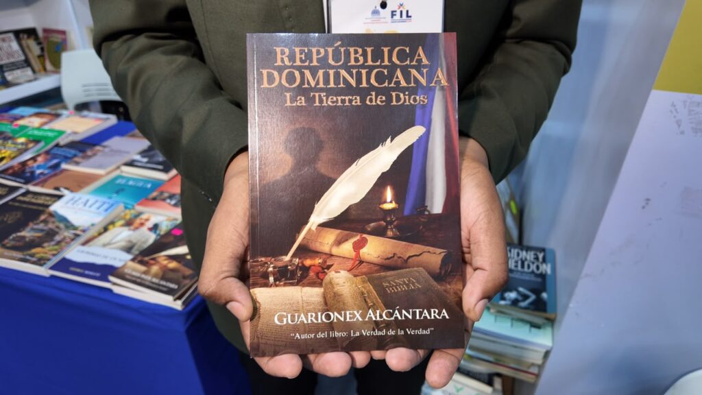 Libreros destacan altas ventas y asistencia durante la vigésimo octava Feria Internacional del Libro