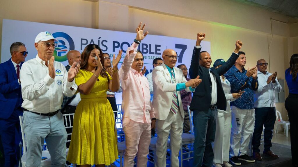 País Posible juramenta a 543 nuevos miembros en San Francisco de Macorís