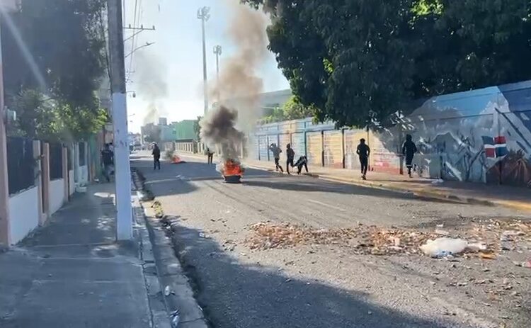 Minerd interviene politécnico por disturbios estudiantiles; rechazan presencia policial