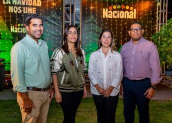 Supermercados Nacional da inicio a la temporada navideña