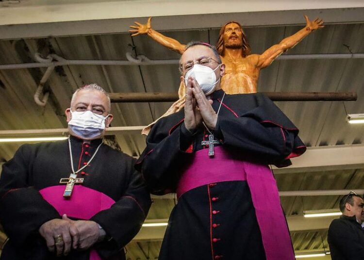 Iglesia católica pide respeto a la dignidad de los migrantes desde la fronteriza Tijuana