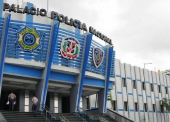 Policía desmantela una banda de estafadores en redes sociales