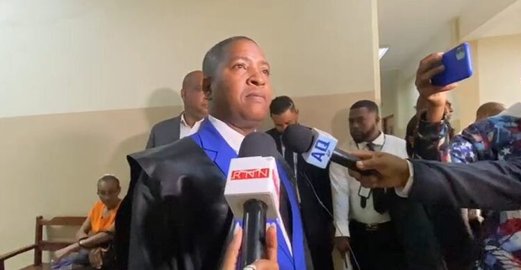 Defensa de profesor acusado de violación en SPM solicitará su libertad; dicen es inocente