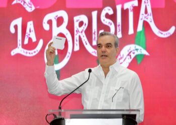 Presidente Abinader lanza “Brisita Navideña 2024” beneficiando a 3 millones de dominicanos