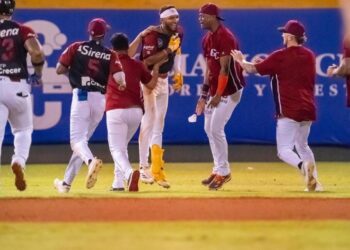 Con sencillo Johan Rojas deja en el terreno a las Estrellas