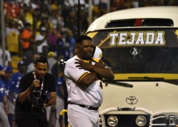 Águilas Cibaeñas retiran el número 4 de Miguel Miguel Tejada