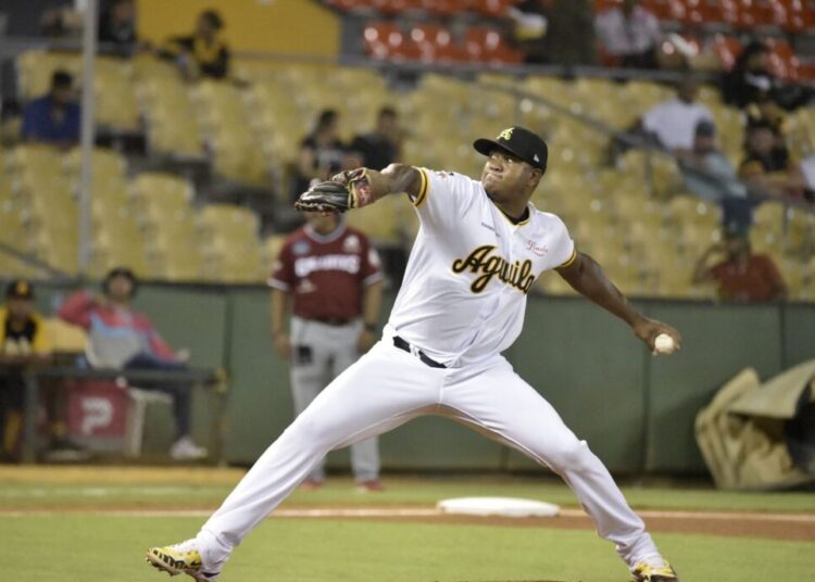 Romero vuelve a lanzar joya y Águilas vencen a Gigantes