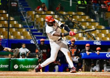 Escogido deja en el terreno a los Toros para seguir en primero