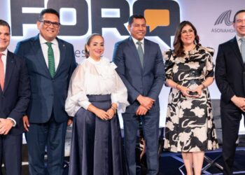 BHD recibe reconocimiento de ASONAHORES por transacción del año