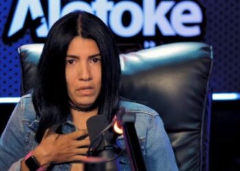 Madre de Dilon Baby lo defiende de acusaciones de golpes contra Masha y dice «estoy harta»