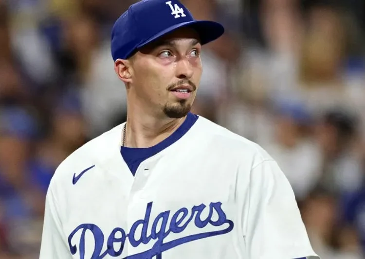 Snell acuerda contrato de cinco años con los Dodgers y US$182 millones