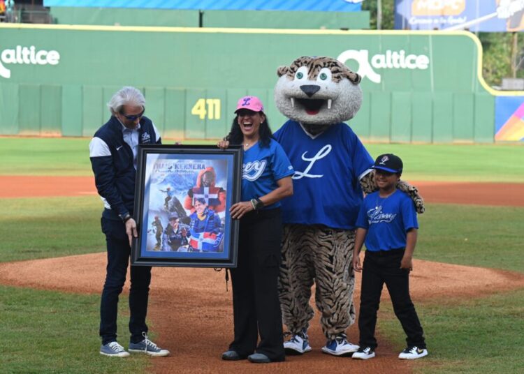 Licey rinde homenaje a Thais Herrera; honra a Tejada y Carty
