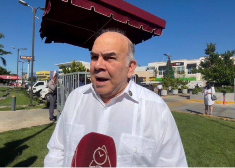 Pelegrín Castillo advierte “plan criminal” tras ataque de haitianos en el Darío Contreras