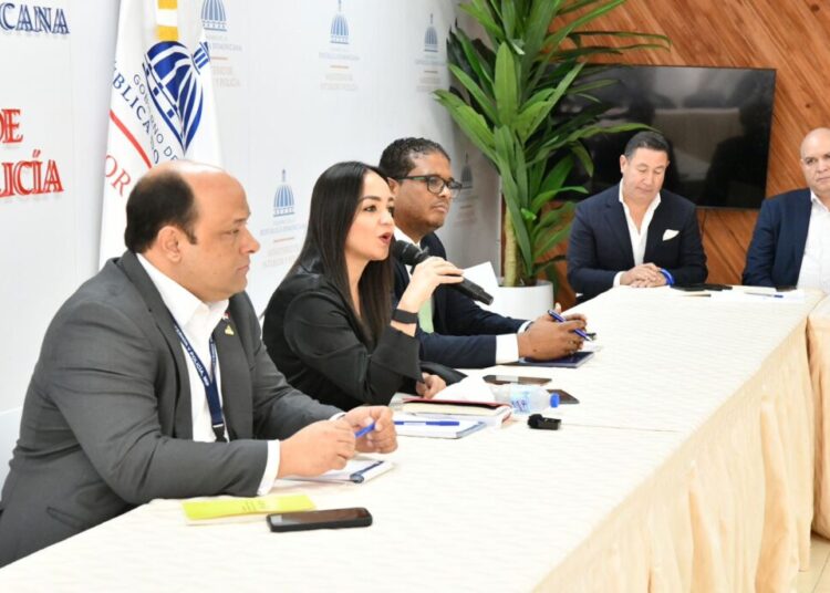 Interior y Policía agilizará permisos para importar y vender armas