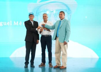 República Dominicana ha exportado más de 55 mil libras de larimar en este año