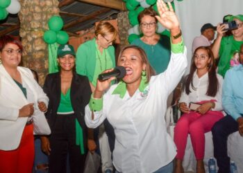 Erradicar la violencia contra la mujer es un compromiso de toda la sociedad, asegura la FP