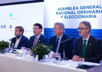 AIRD presenta avances en fortalecimiento industrial, sostenibilidad y cooperación público-privada