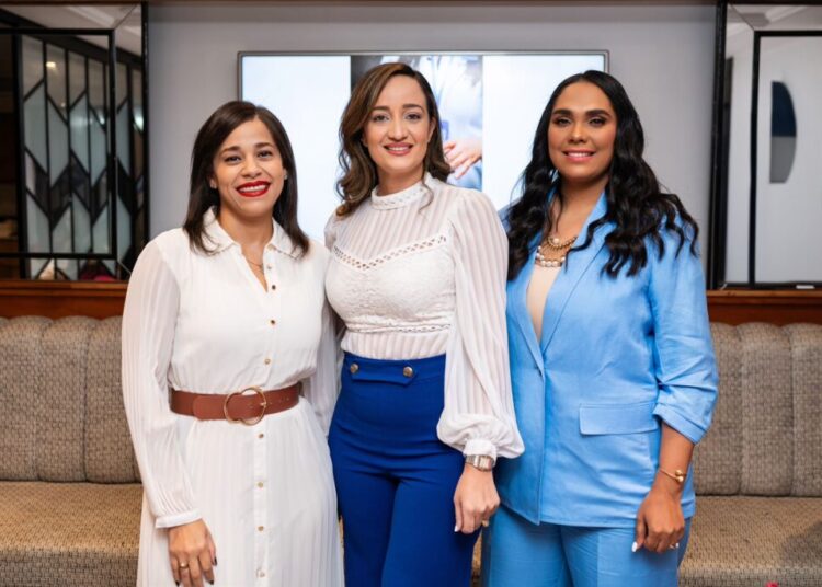 Salutte Clinic realiza tercera cena científica