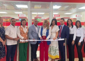 GBC Farmacias inaugura proyecto Academia GBC en Monte Plata