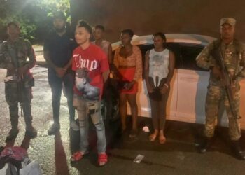 Dos dominicanos serán sometidos a la justicia por tráfico de indocumentados