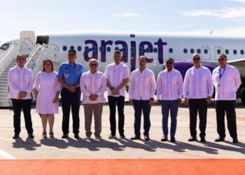 Igor Rodríguez aplaude instalación de Arajet en Punta Cana