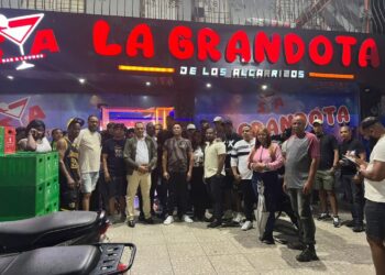 Propietarios de billares en Los Alcarrizos exigen respeto a los horarios establecidos y denuncian abusos