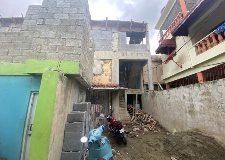 Mueren electrocutados dos haitianos mientras realizaban labores de construcción