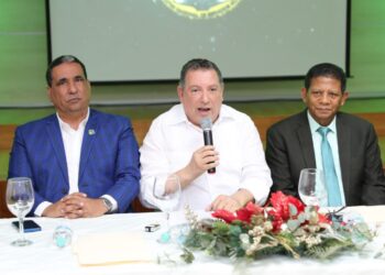 Coopnama inicia celebración de la semana del Maestro