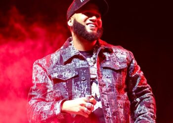 El Alfa tendrá que hacer una pausa temporal de los escenarios por complicación vocal