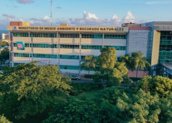 Acuerdo de la Armada y el Ministerio de Medio Ambiente para proteger las Dunas de Baní