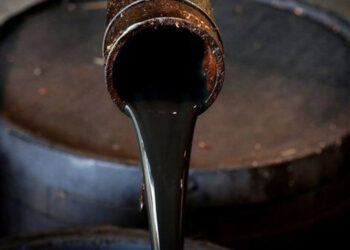 El petróleo de Texas baja un 3,2 %, hasta 68,94 dólares el barril