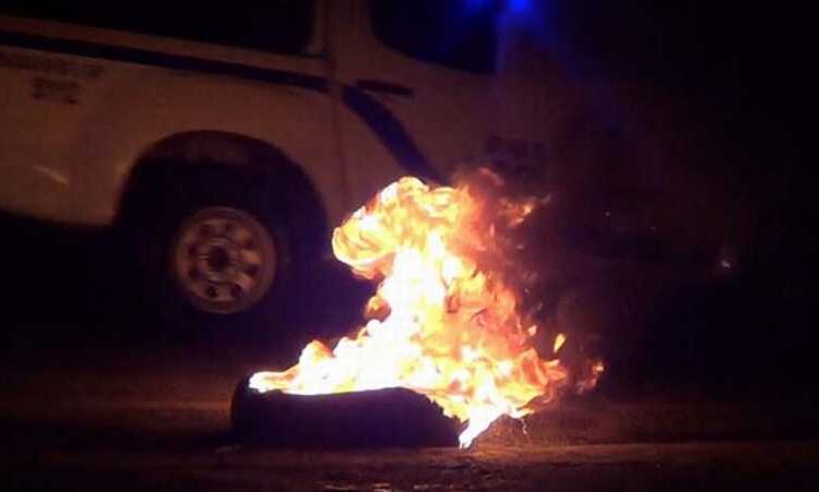 Residentes de Sabana Grande de Boyá protestan por la escases de agua y el deterioro de las vías