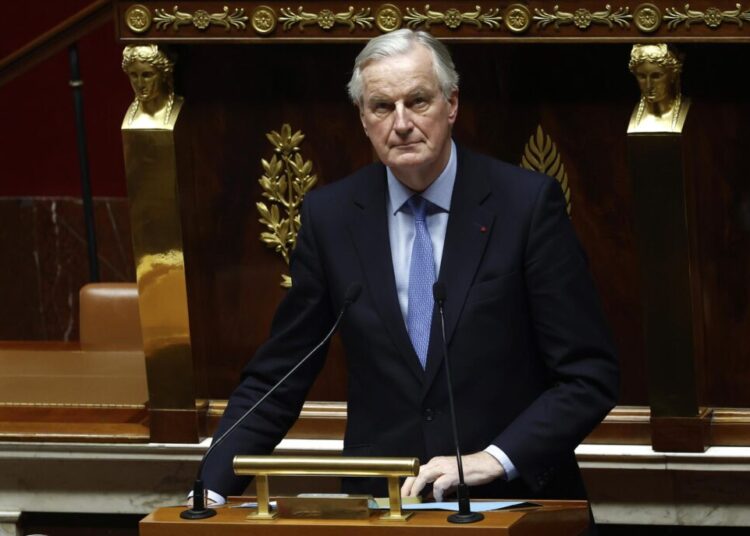 Macron inicia los contactos para formar un nuevo Gobierno