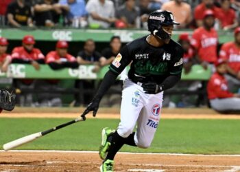 Estrellas dominan a Gigantes en victoria 2-1