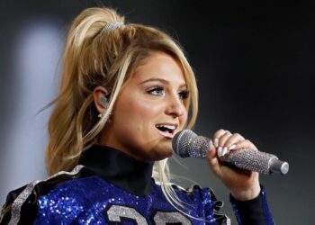 Cantante Meghan Trainor admite que «ya no puede sonreír» tras recibir «demasiado bótox»