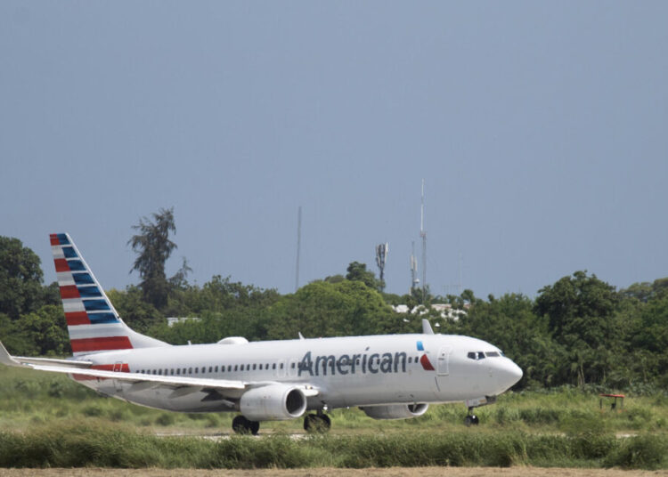 American Airlines reanuda sus operaciones tras un «problema técnico» antes de Nochebuena